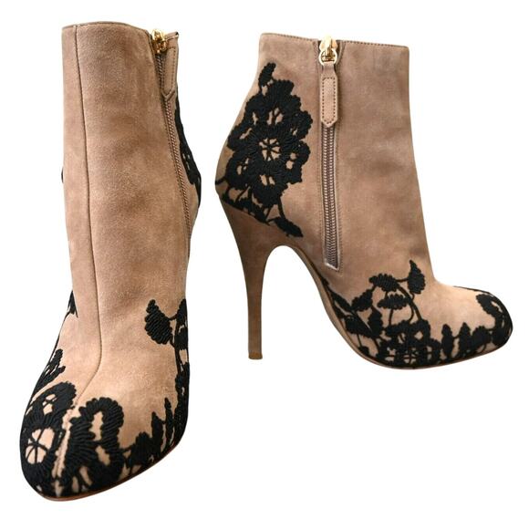 Valentino Garavani Light Brown Suede Floral Lace Heeled Zip Booties Size 37 - Picture 14 of 14